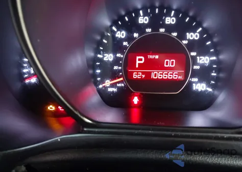 2016 Kia Soul z USA, uszkodzony, nr VIN KNDJN2A22G7402976